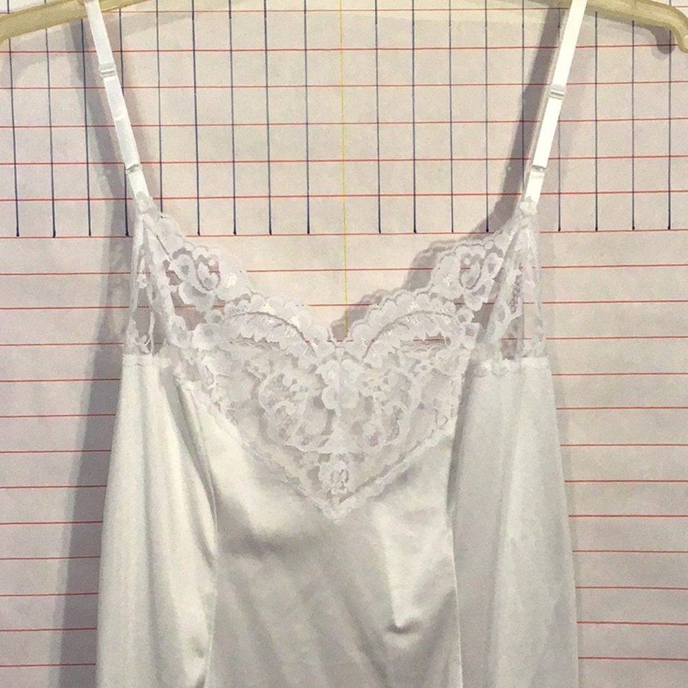 Tags Removed.. women’s Lacey top slip/cami  white